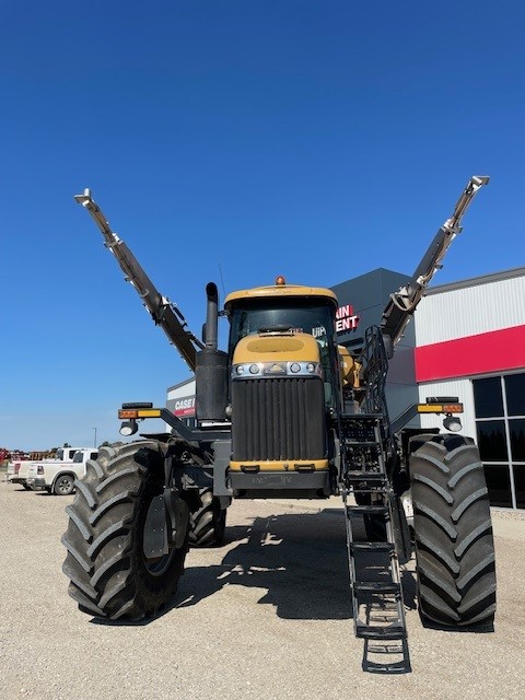 2017 RoGator RG1300B Floater