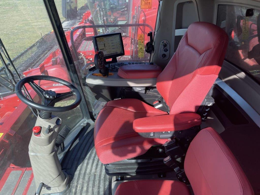 2024 Case 8250 Combine