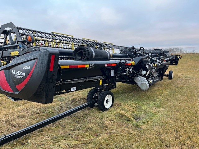 2022 MacDon FD140 Header Combine