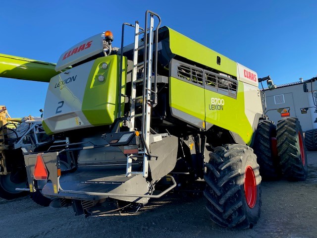 2022 CLAAS 8700 Combine