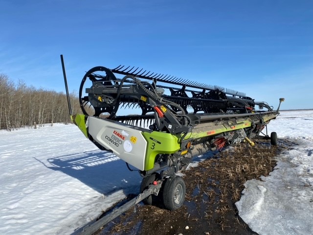 2021 CLAAS Convio Flex 1380 Header Combine