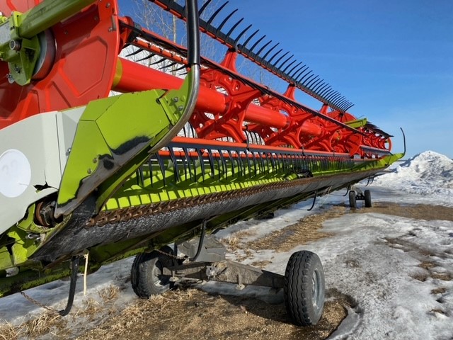 2022 CLAAS Convio Flex 1380 Header Combine