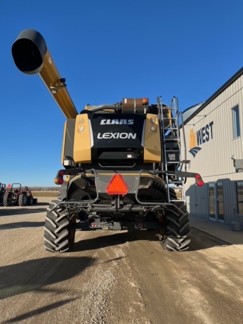 2017 CLAAS 670 Combine