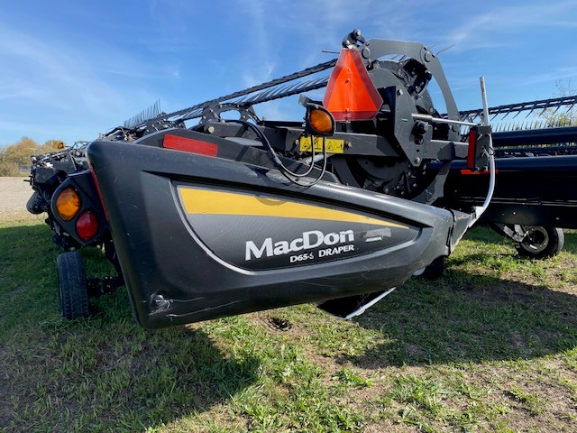 2013 MacDon D65-35 Lexion Header Combine