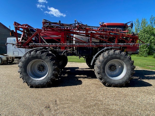 2011 Case IH Patriot 4420 Sprayer/High Clearance