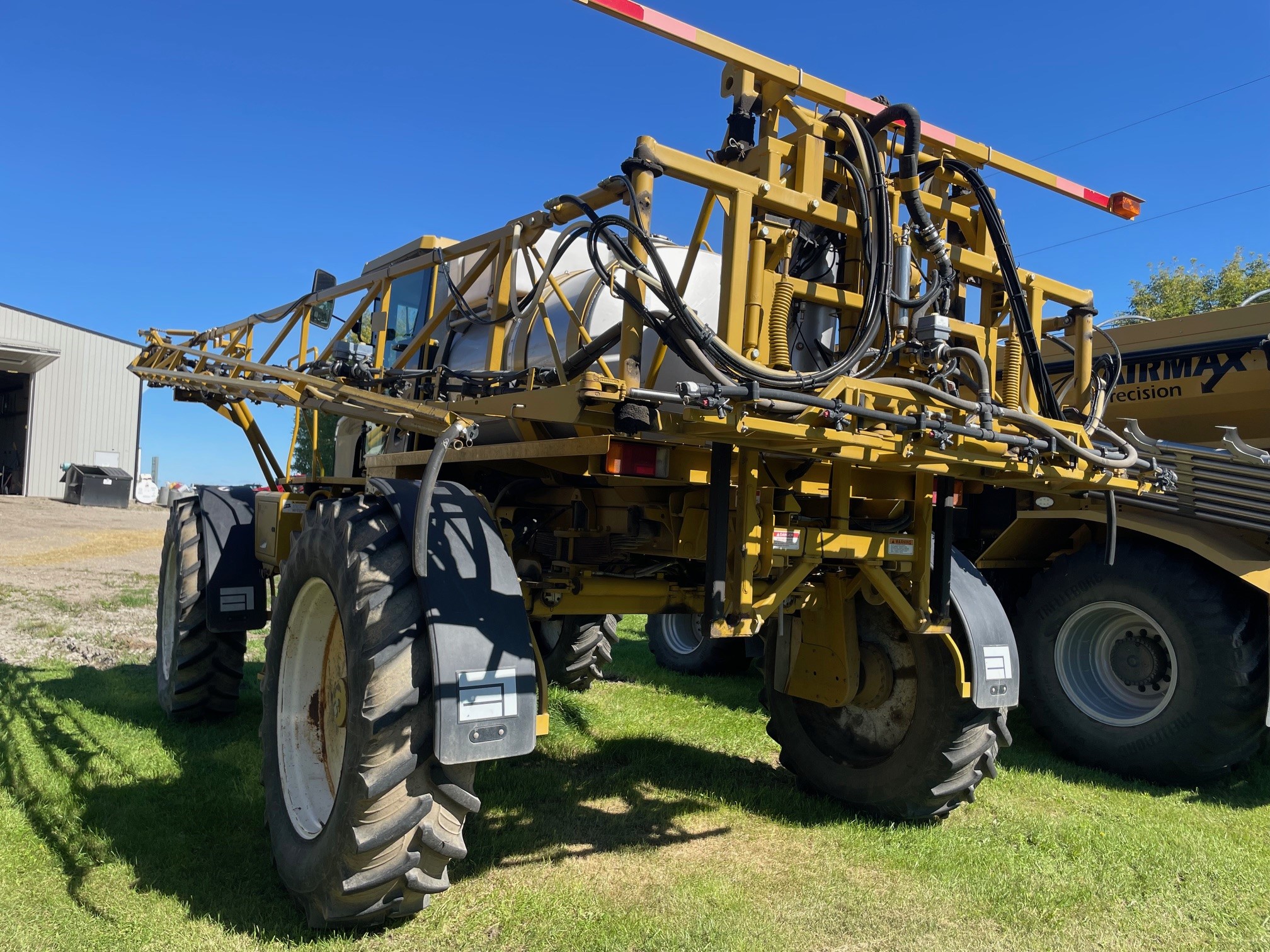 2003 RoGator 864 Sprayer/High Clearance