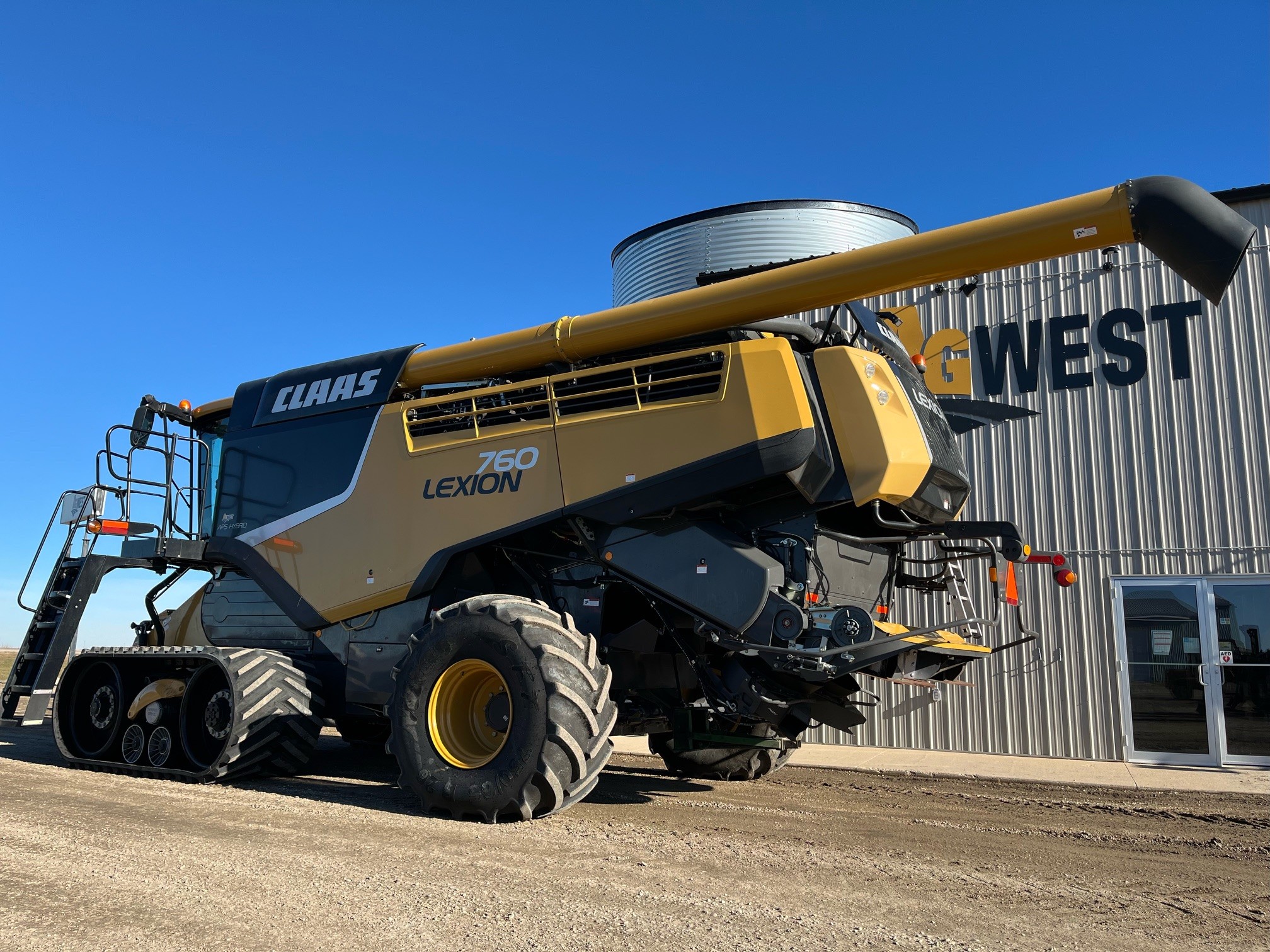 2017 CLAAS 760TT Combine