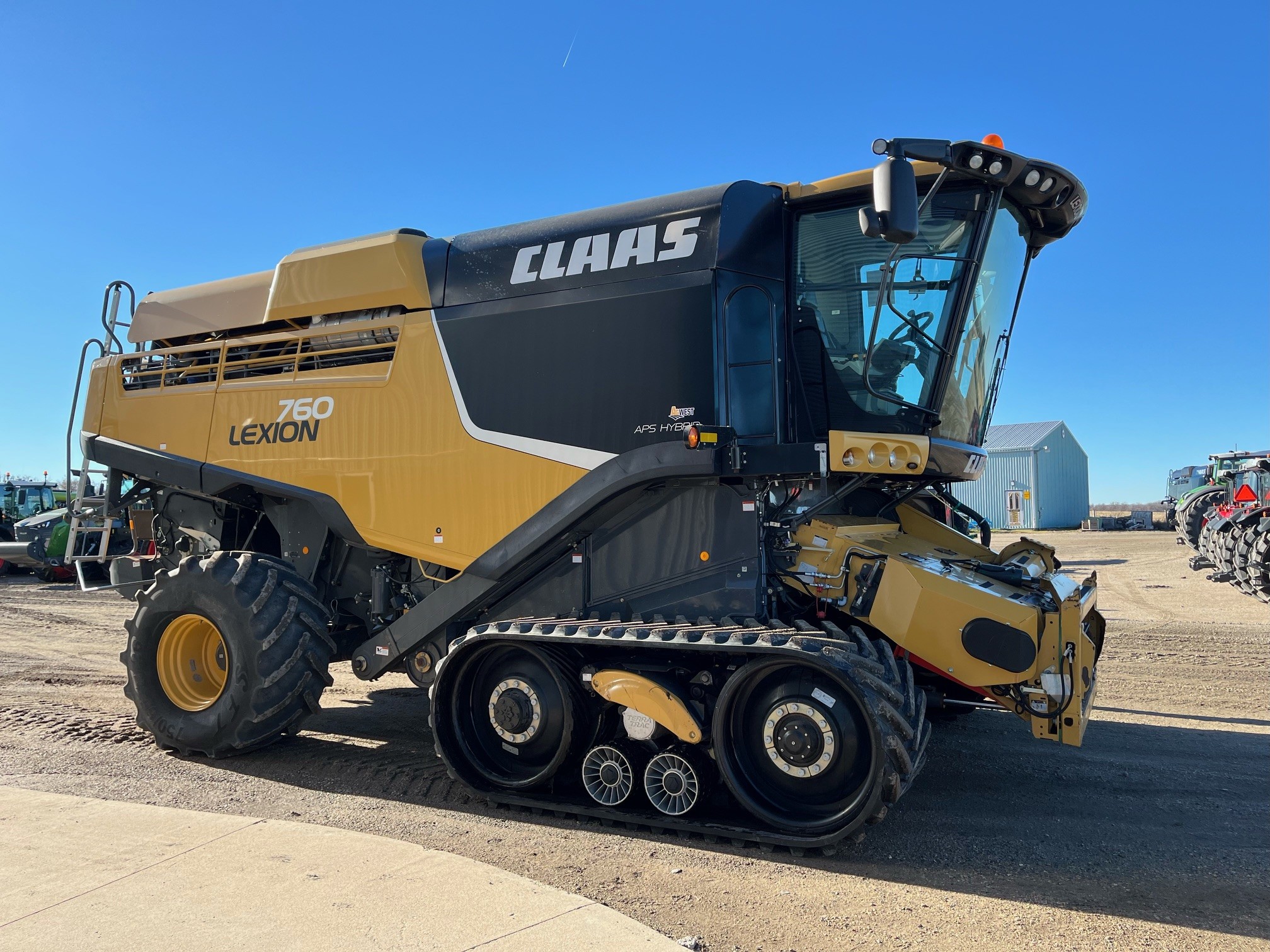 2017 CLAAS 760TT Combine