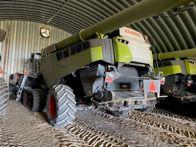 2023 CLAAS 8700TT Combine