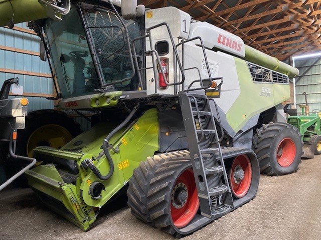 2021 CLAAS 8700TT Combine