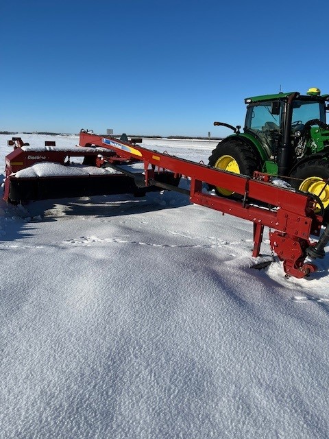 2011 New Holland H7450 Mower Conditioner