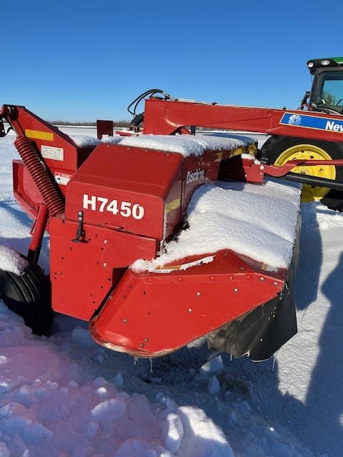 2011 New Holland H7450 Mower Conditioner