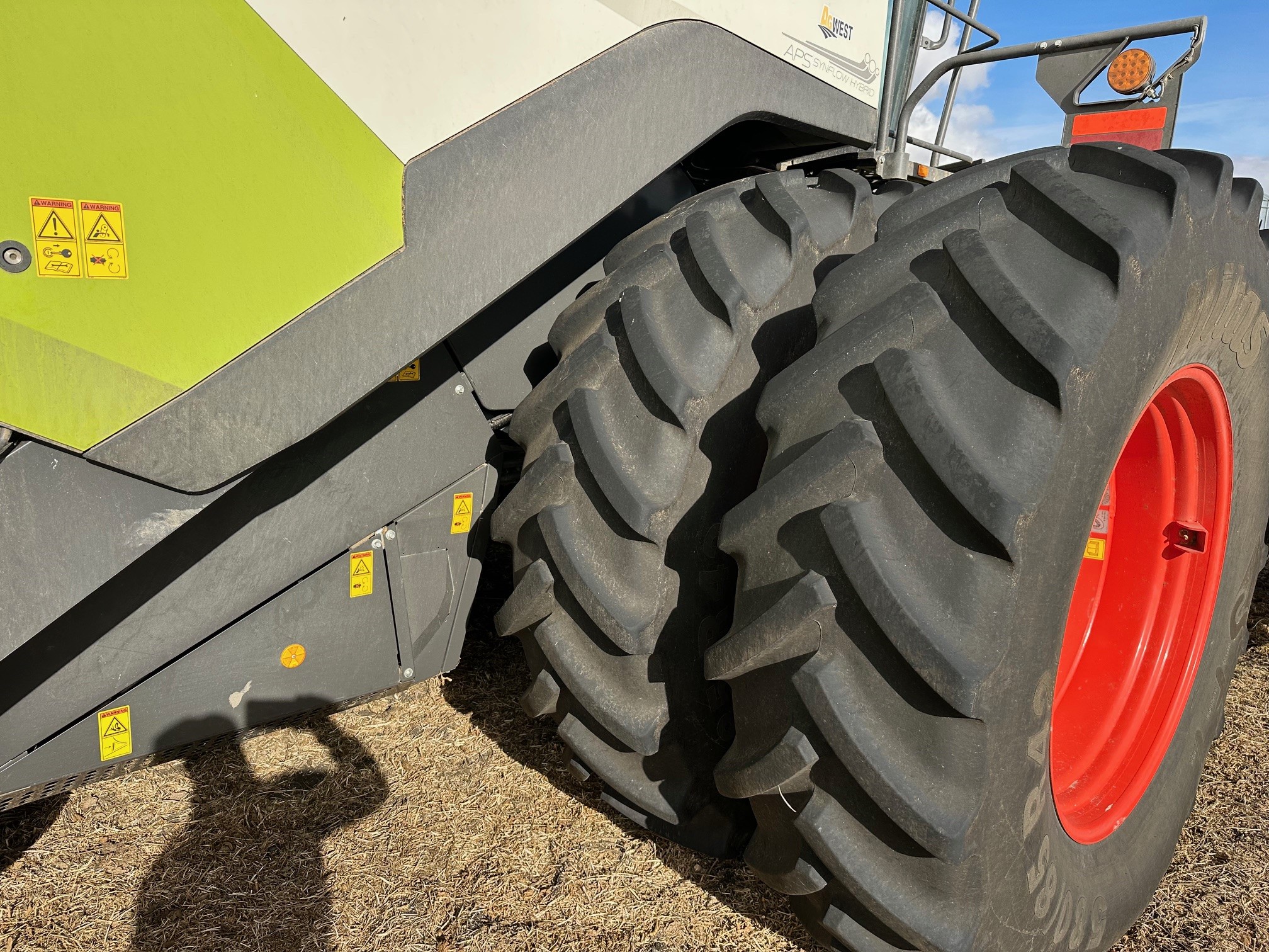 2023 CLAAS 8700 Combine