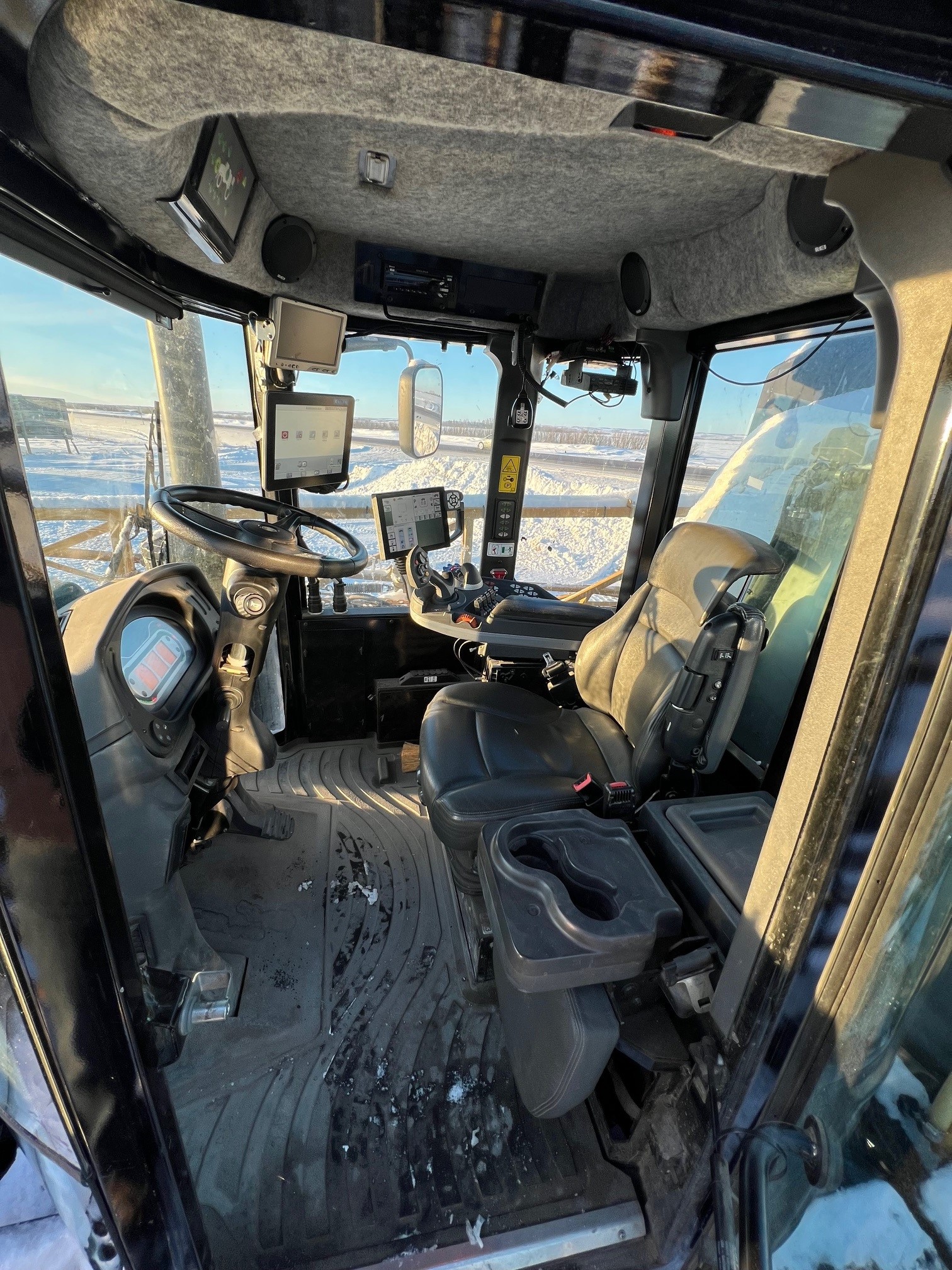 2020 RoGator RG1300C Sprayer/High Clearance