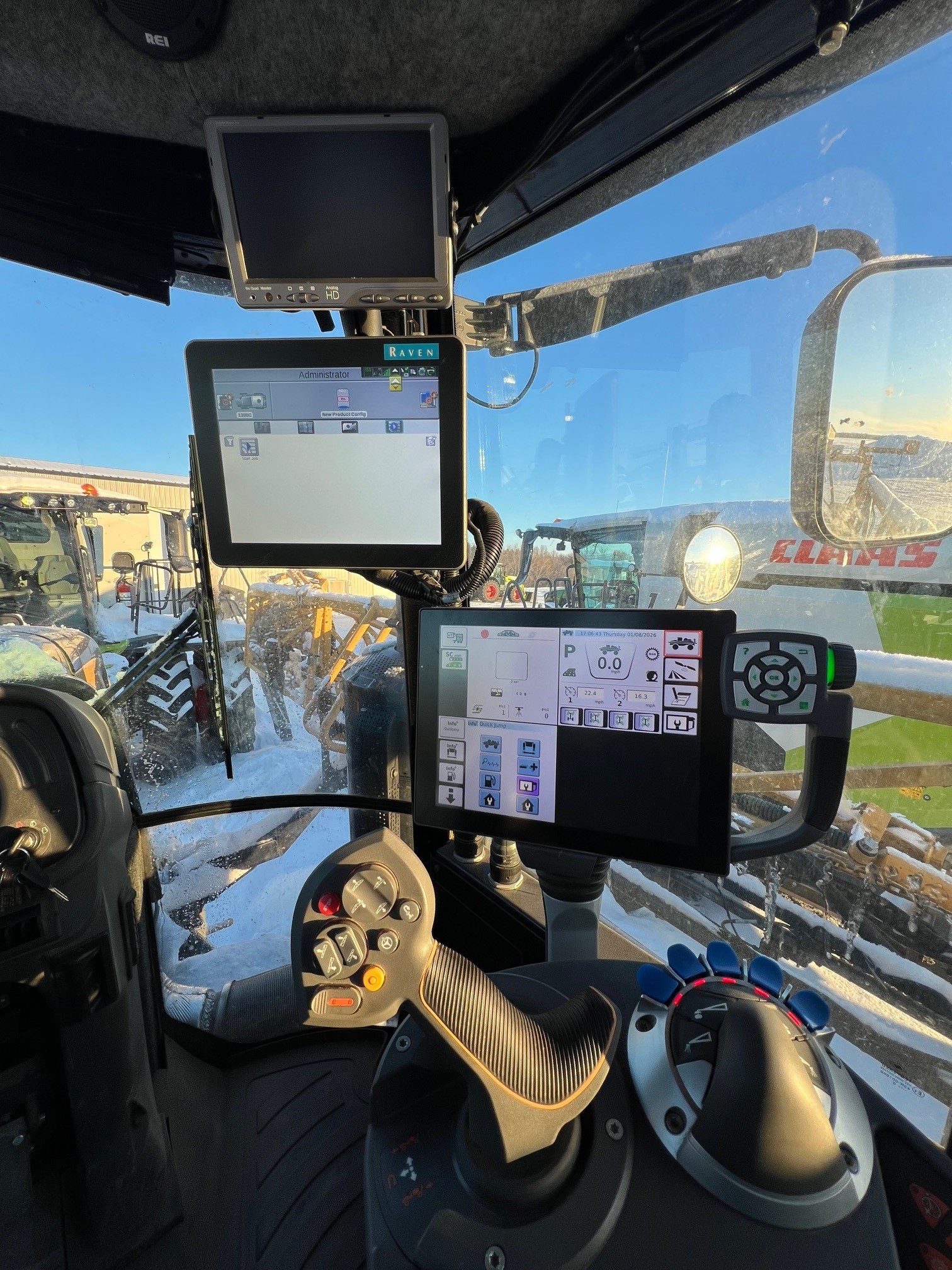 2020 RoGator RG1300C Sprayer/High Clearance