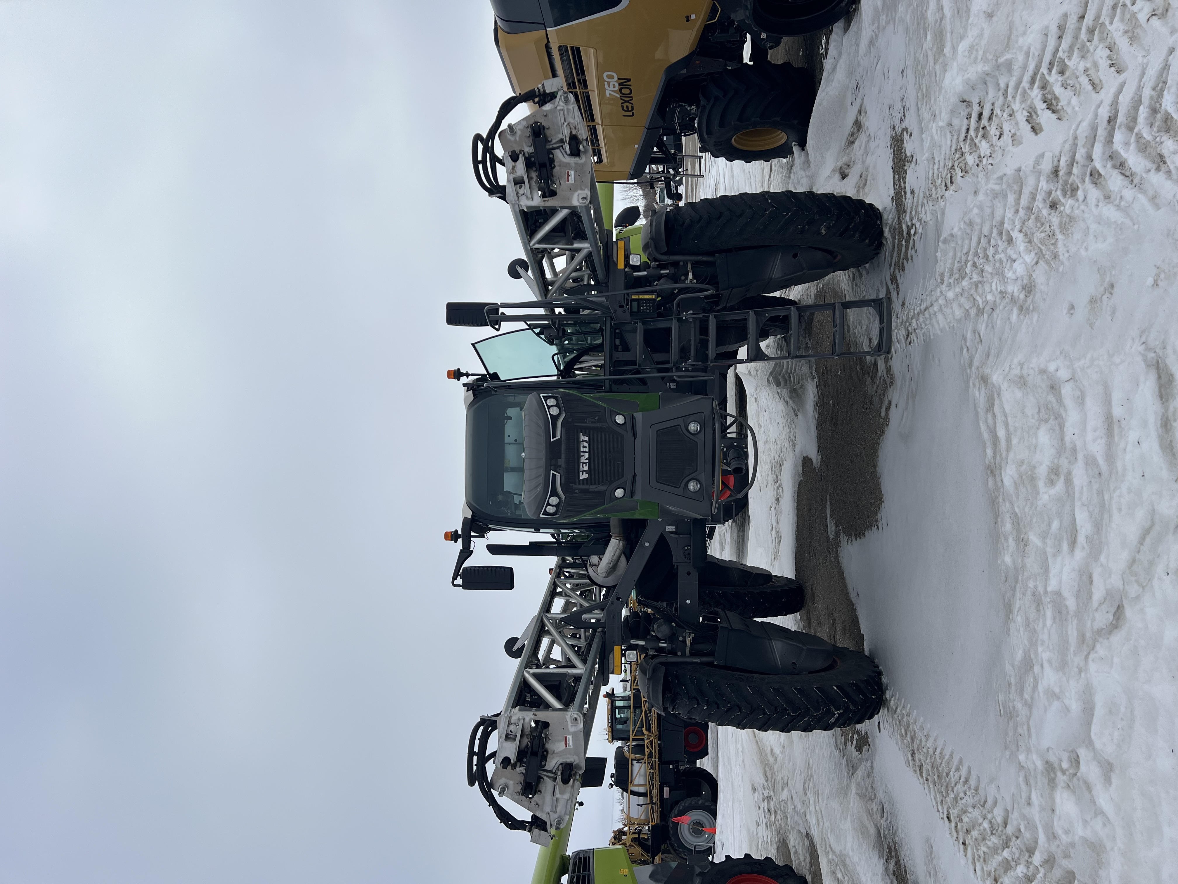 2024 Fendt FTRG937 Sprayer/High Clearance