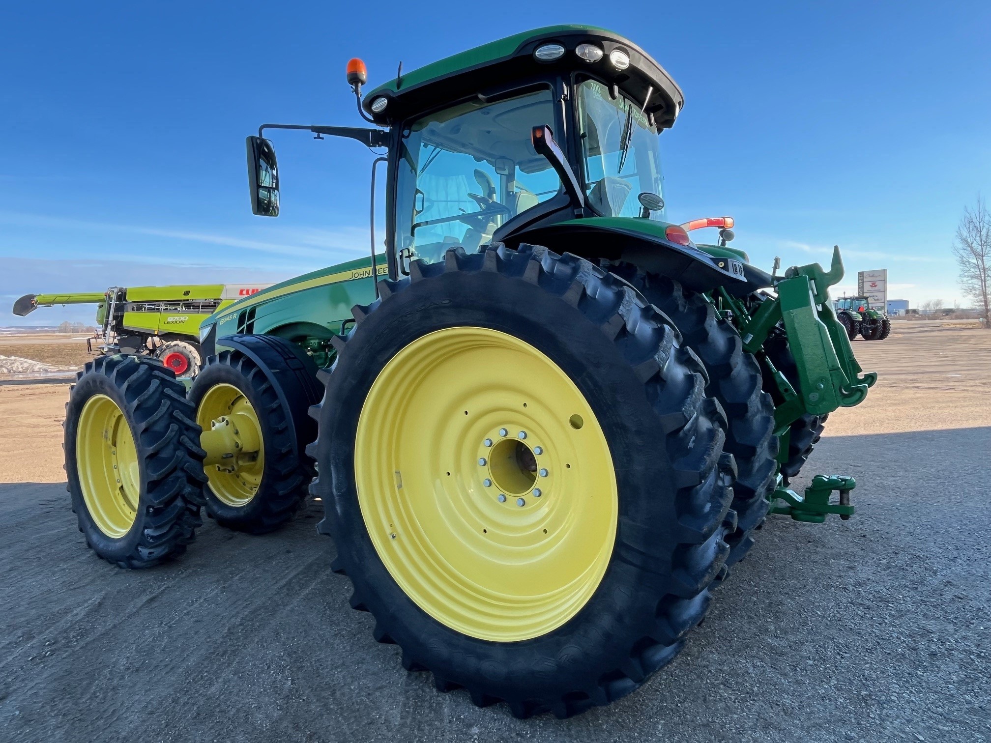 2018 John Deere 8345R Tractor