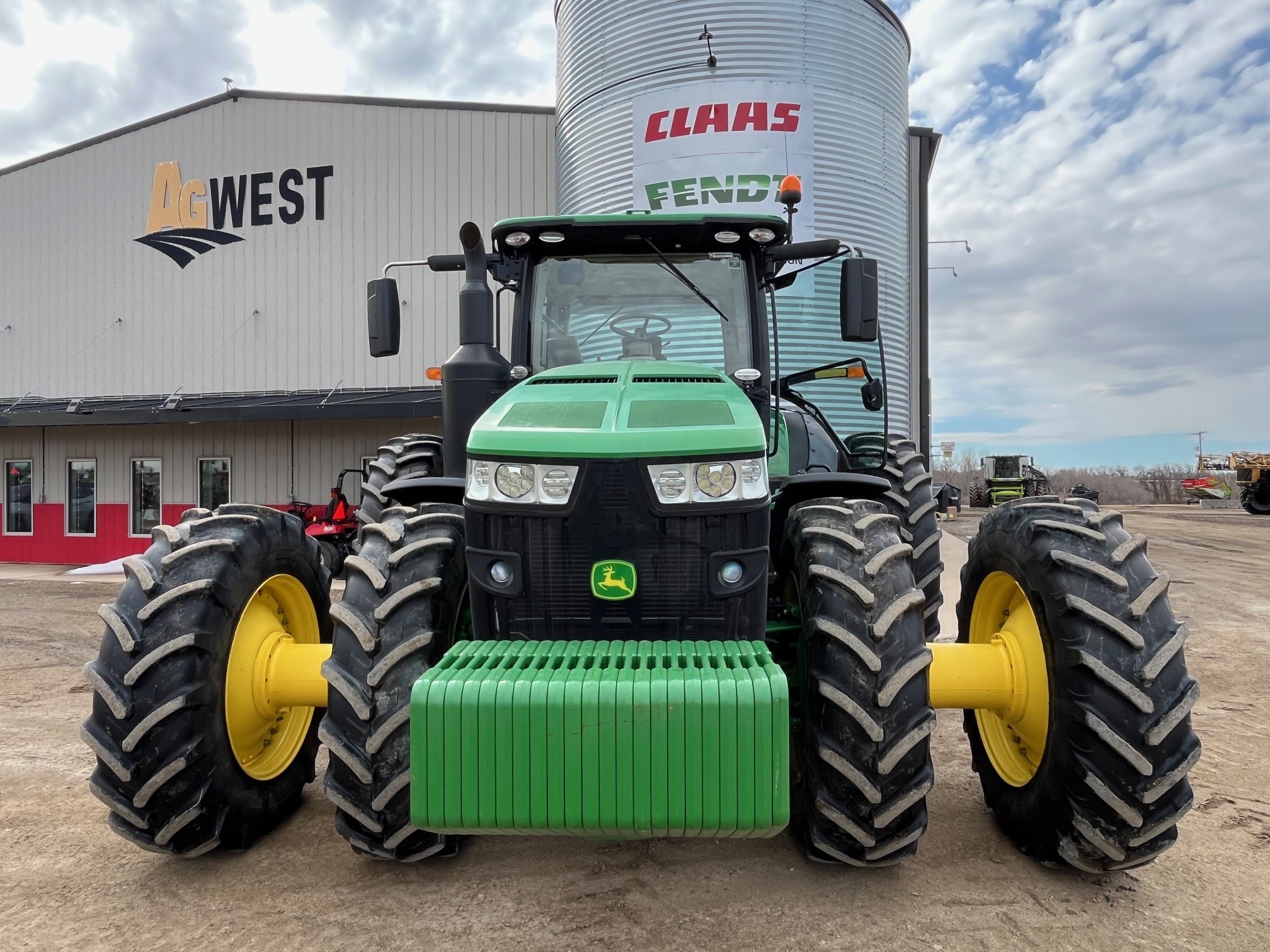 2018 John Deere 8370R Tractor
