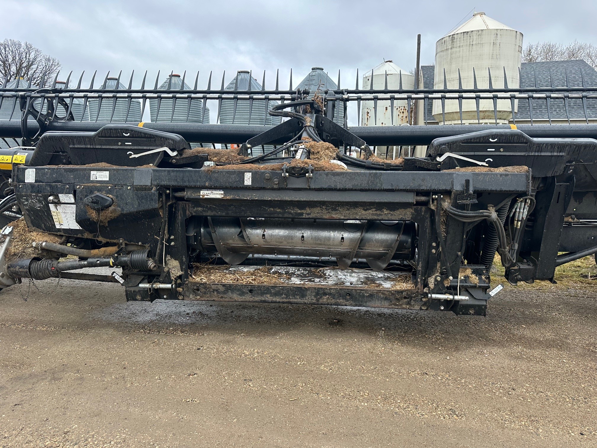 2016 MacDon FD75-40 LEXION Header Combine