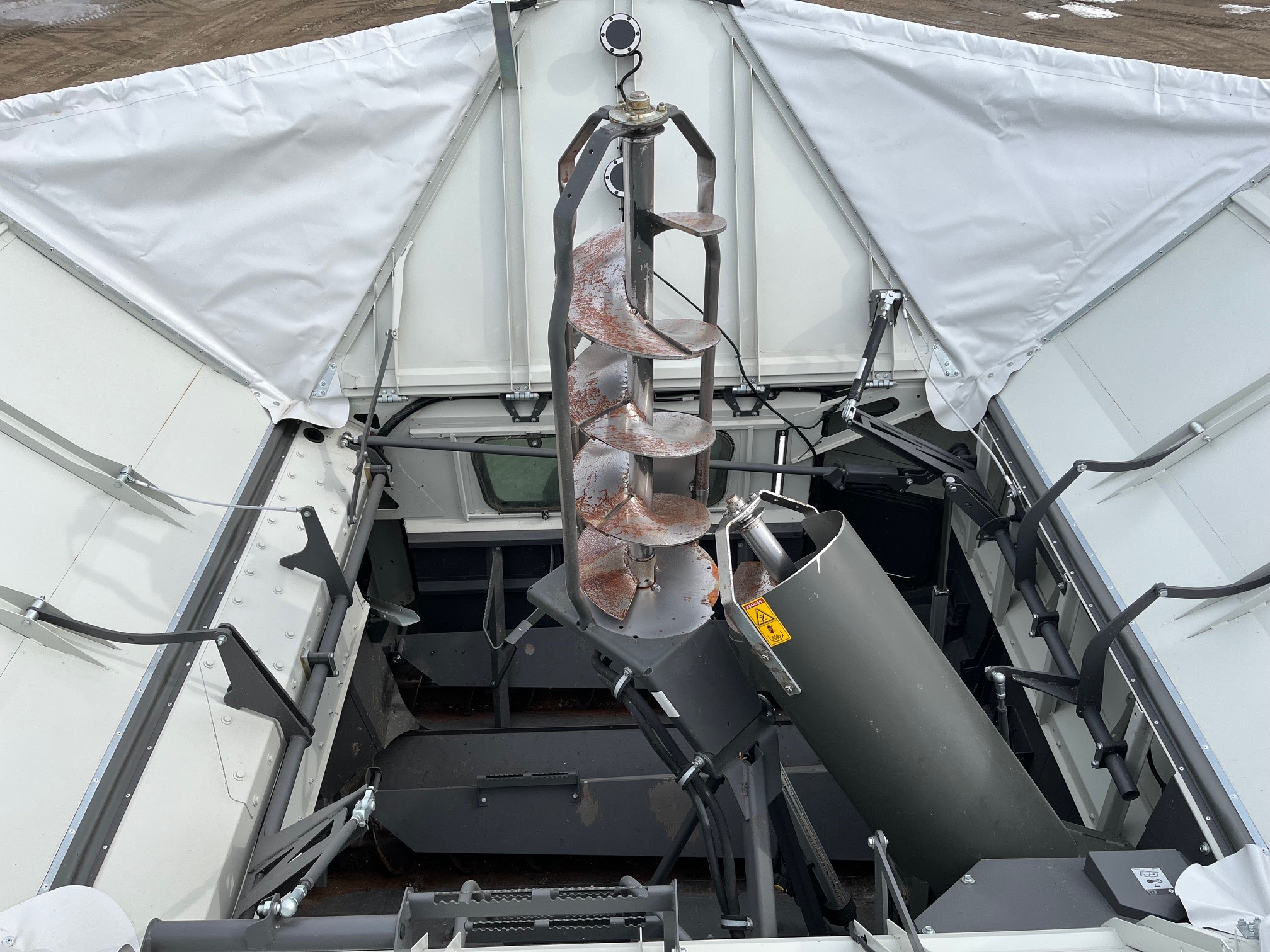 2023 CLAAS 8700TT Combine