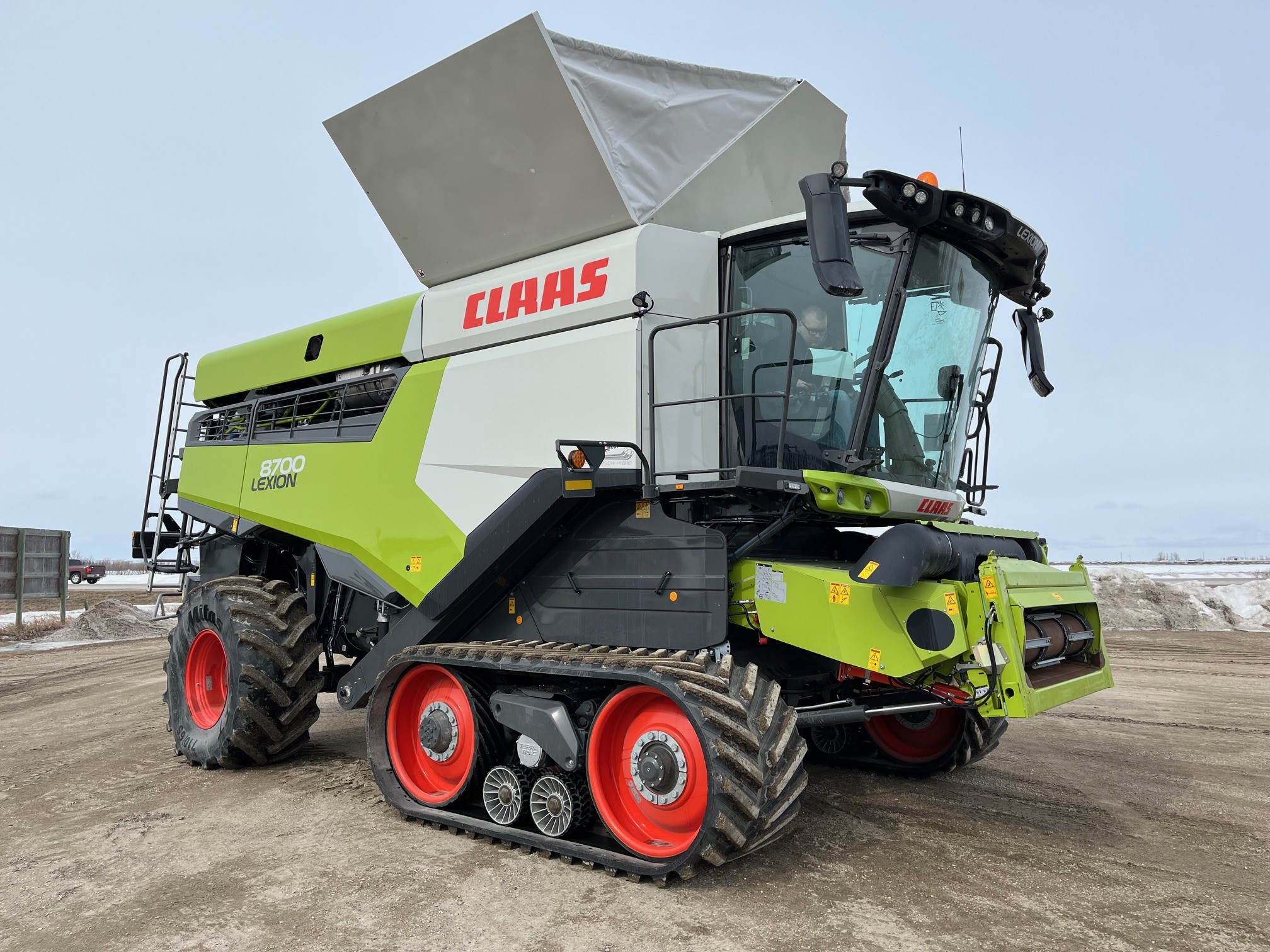 2023 CLAAS 8700TT Combine