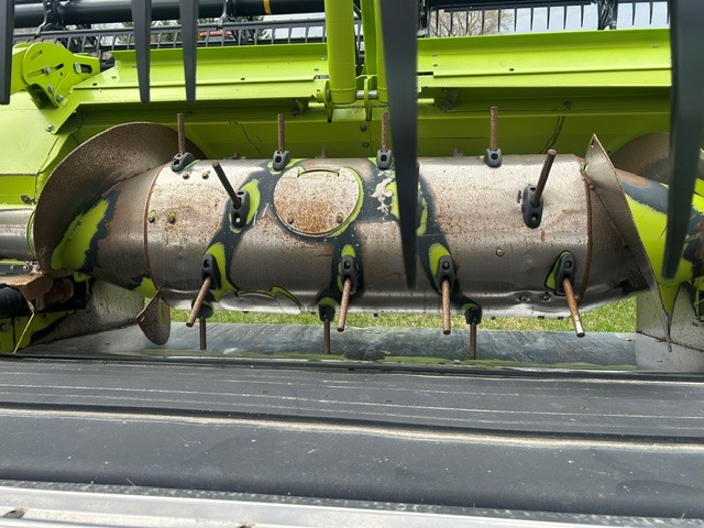 2022 CLAAS Convio Flex 1380 Header Combine
