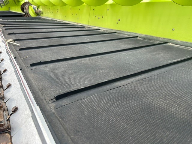 2022 CLAAS Convio Flex 1380 Header Combine