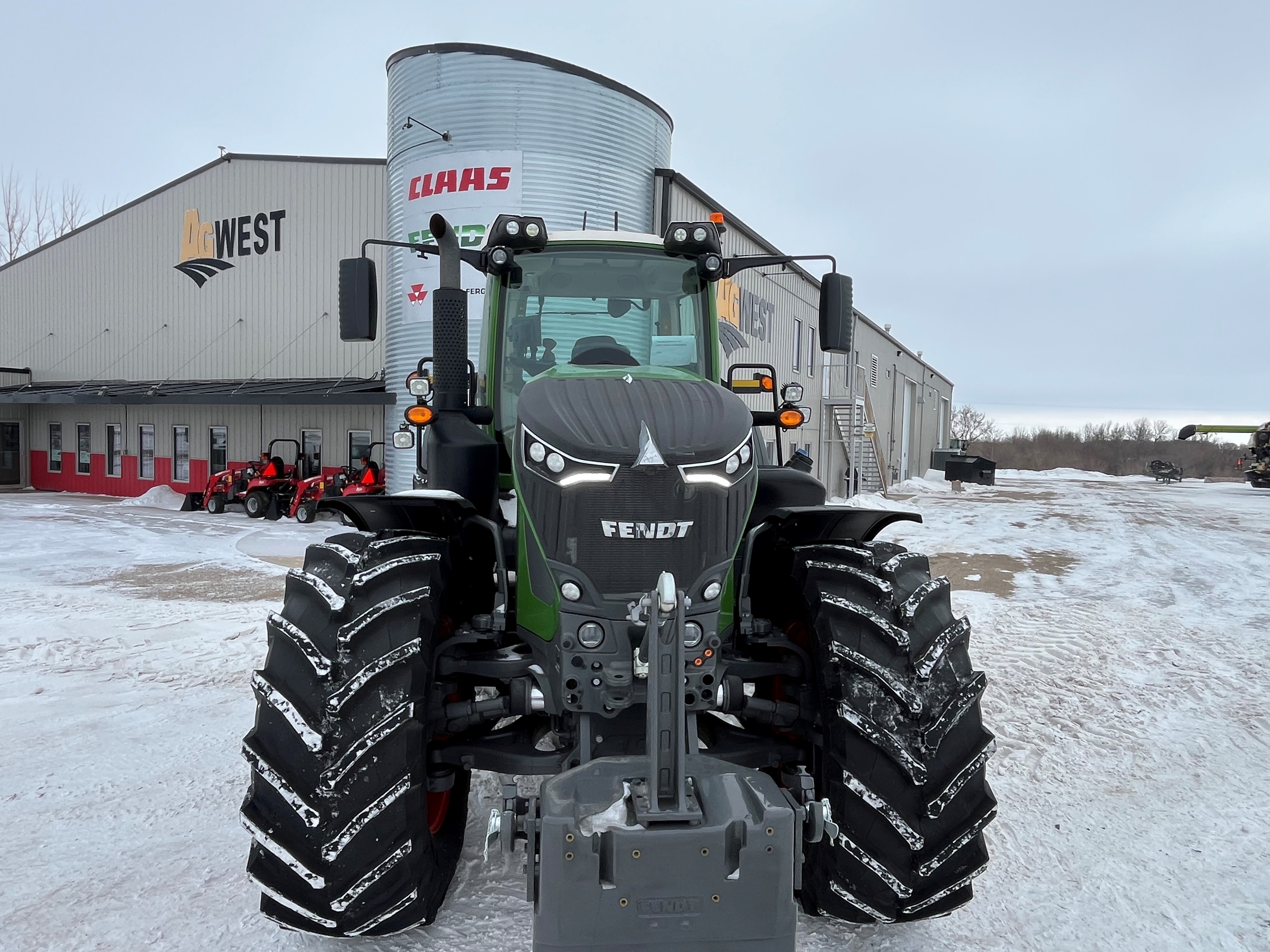 2024 Fendt 933 Gen7 Tractor