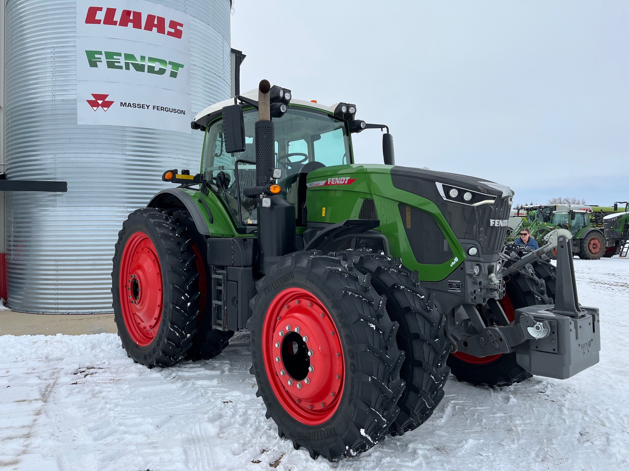 2024 Fendt 933 Gen7 Tractor