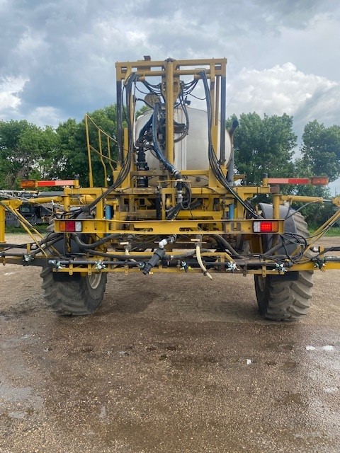 2009 RoGator SSC1084 Sprayer/High Clearance