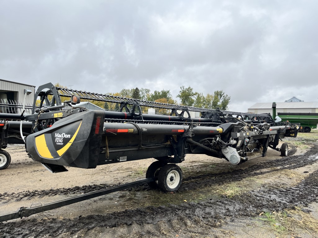 2018 MacDon FD145 Header Draper Flex