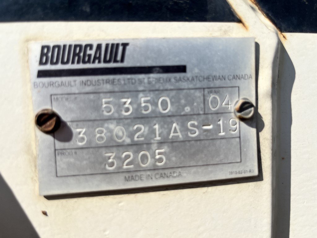 2004 Bourgault 5710 Air Drill