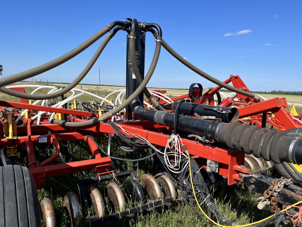 2004 Bourgault 5710 Air Drill