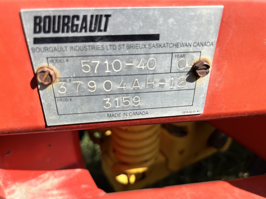 2004 Bourgault 5710 Air Drill