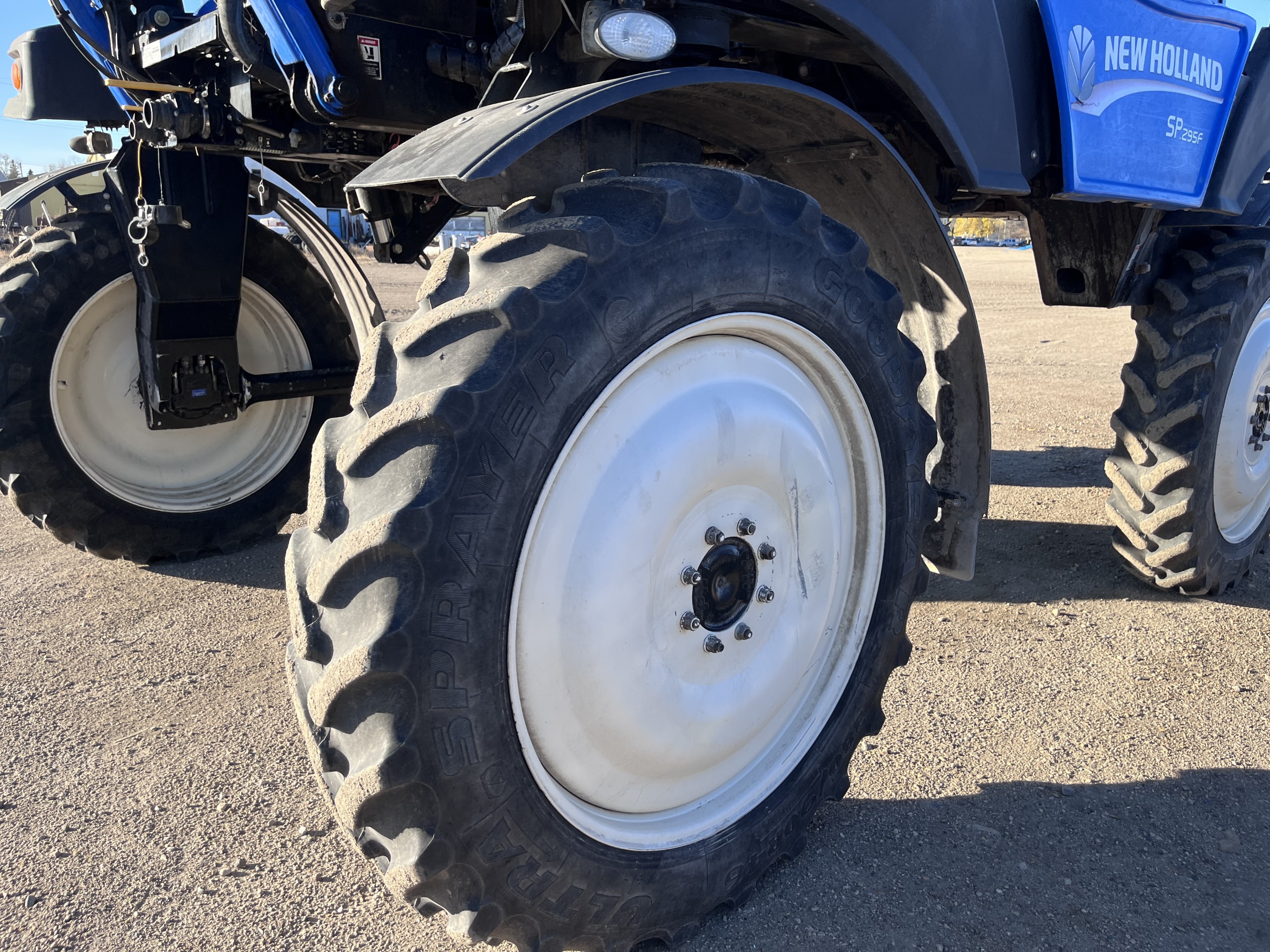 2015 New Holland SP.295F Sprayer/High Clearance