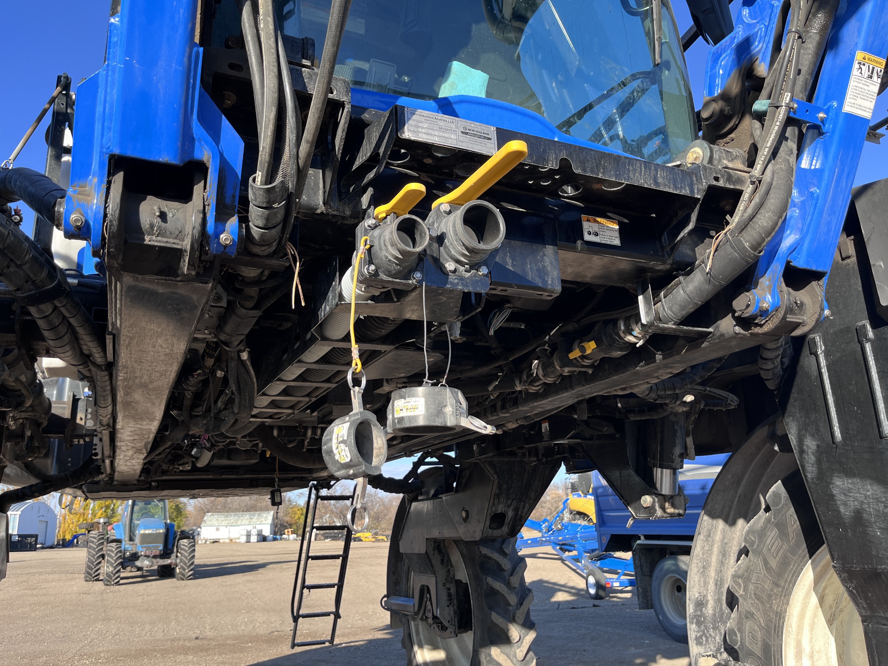 2015 New Holland SP.295F Sprayer/High Clearance