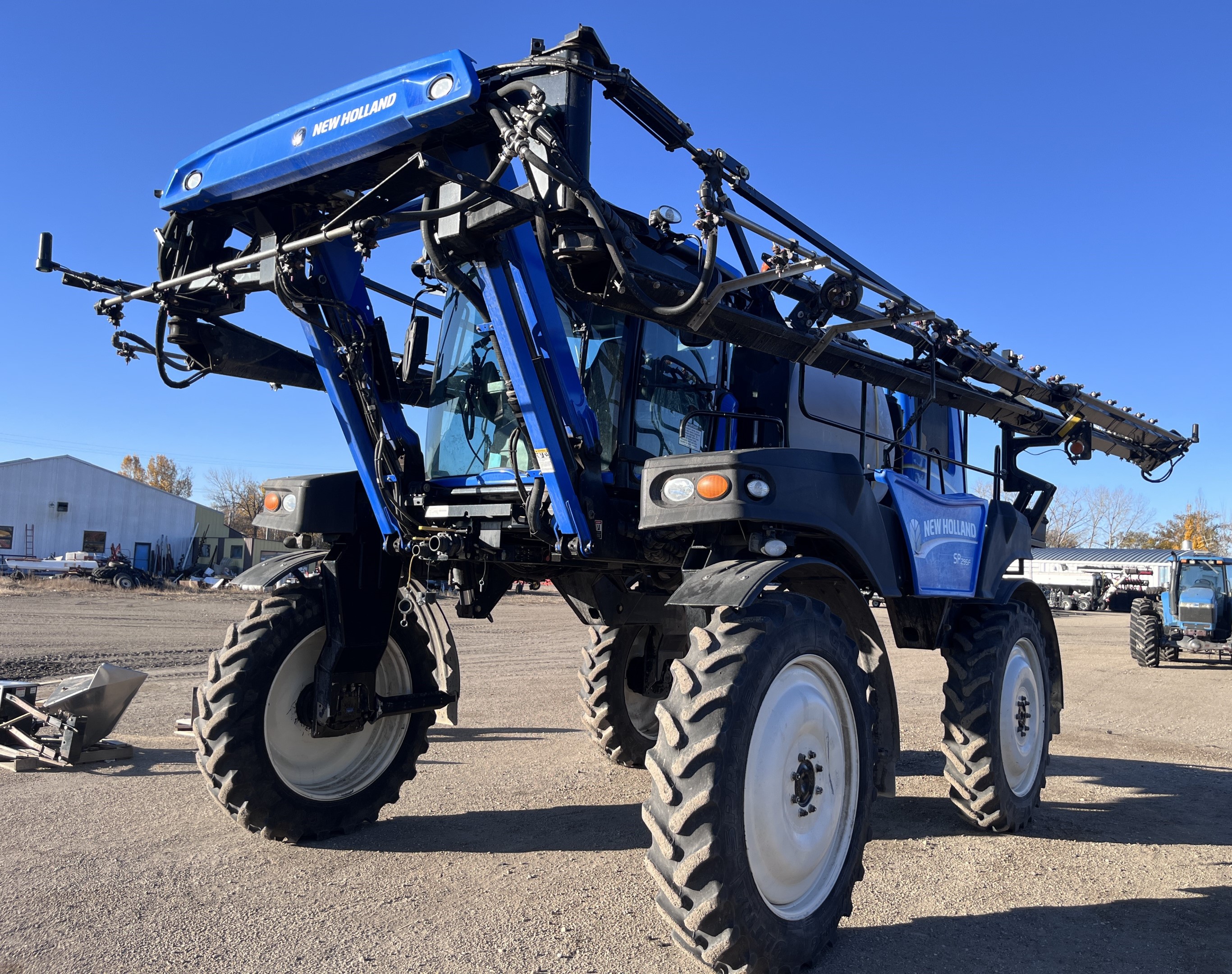 2015 New Holland SP.295F Sprayer/High Clearance