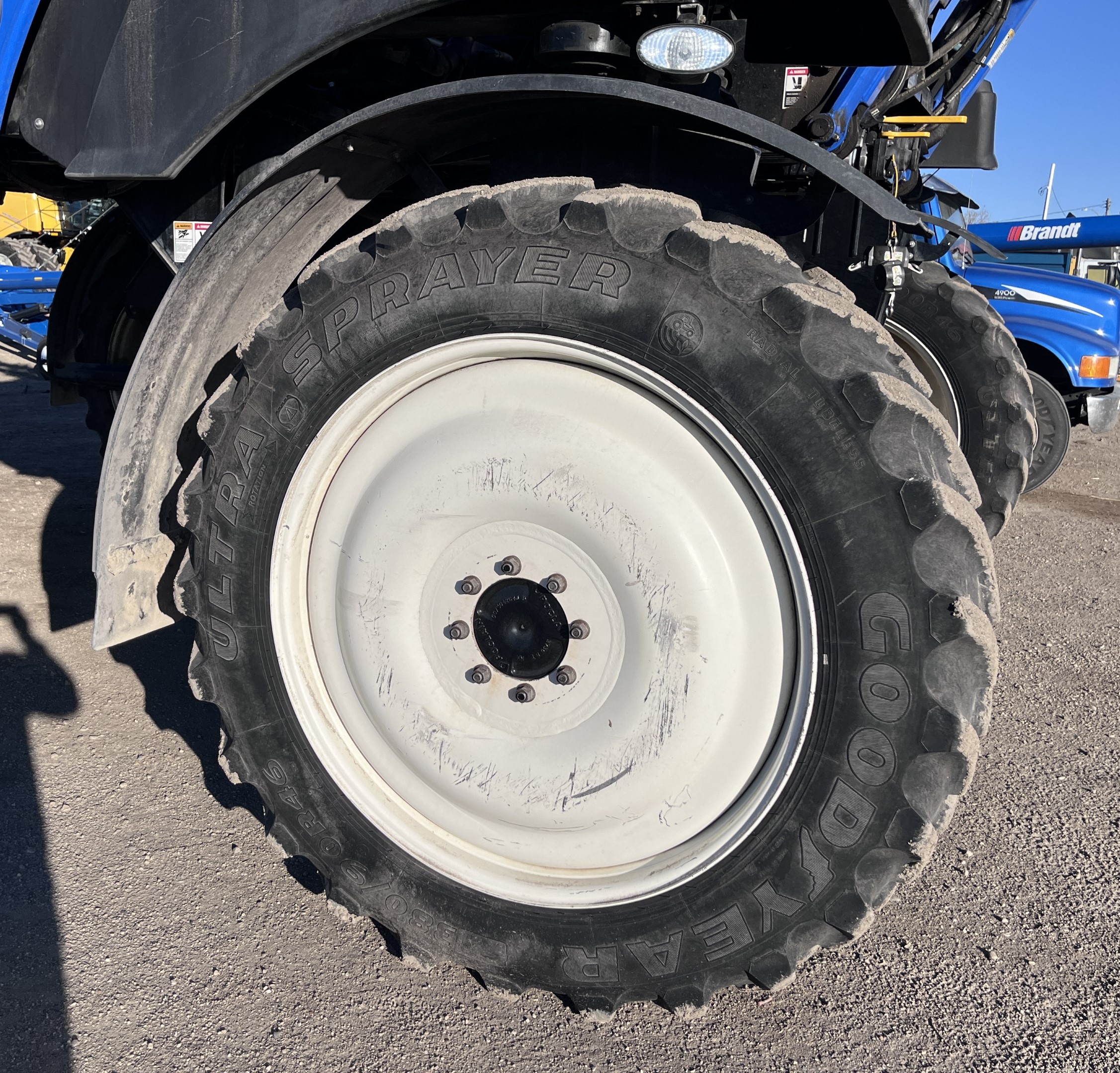 2015 New Holland SP.295F Sprayer/High Clearance