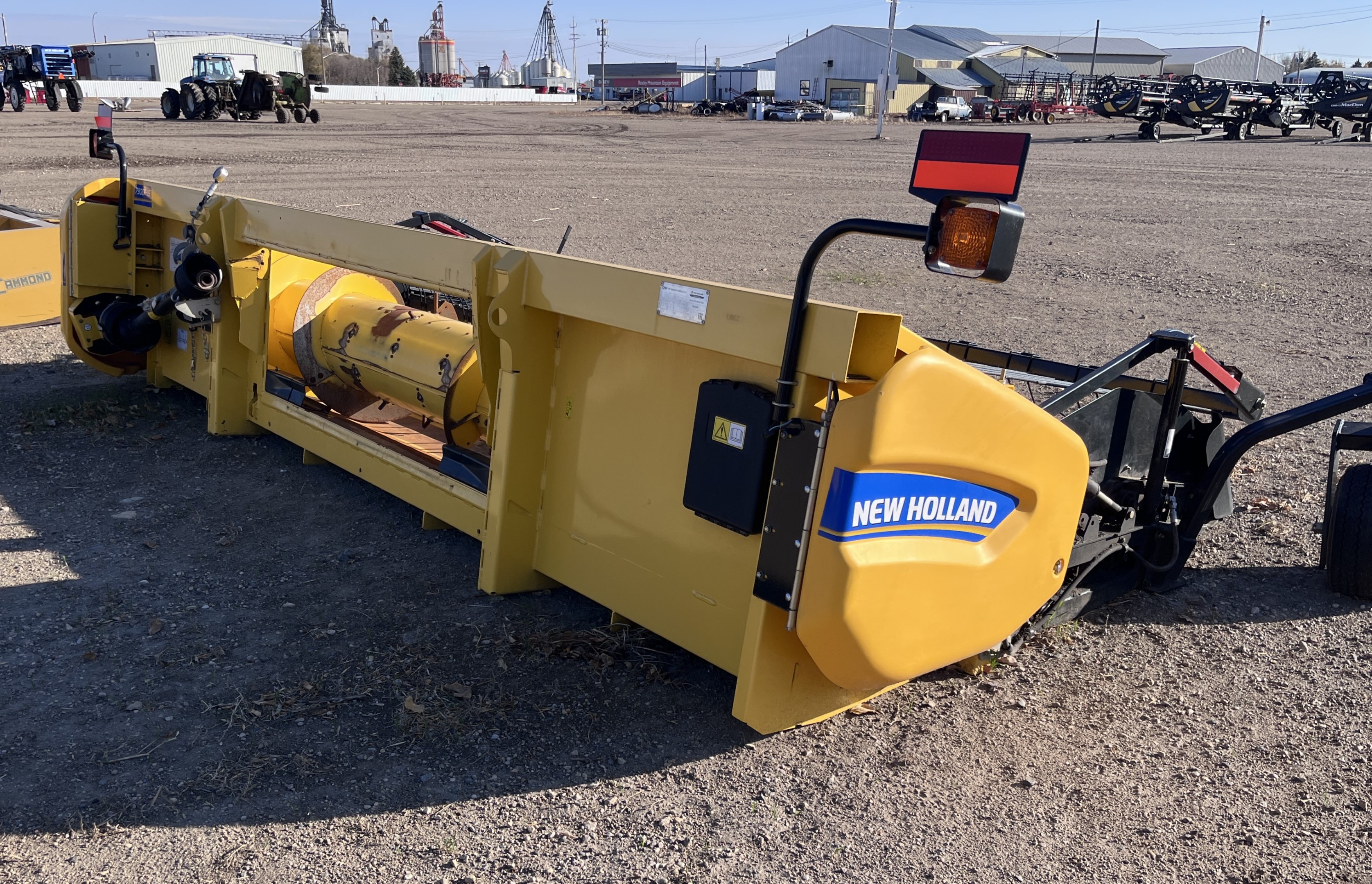 2023 New Holland 790CP Header Pickup