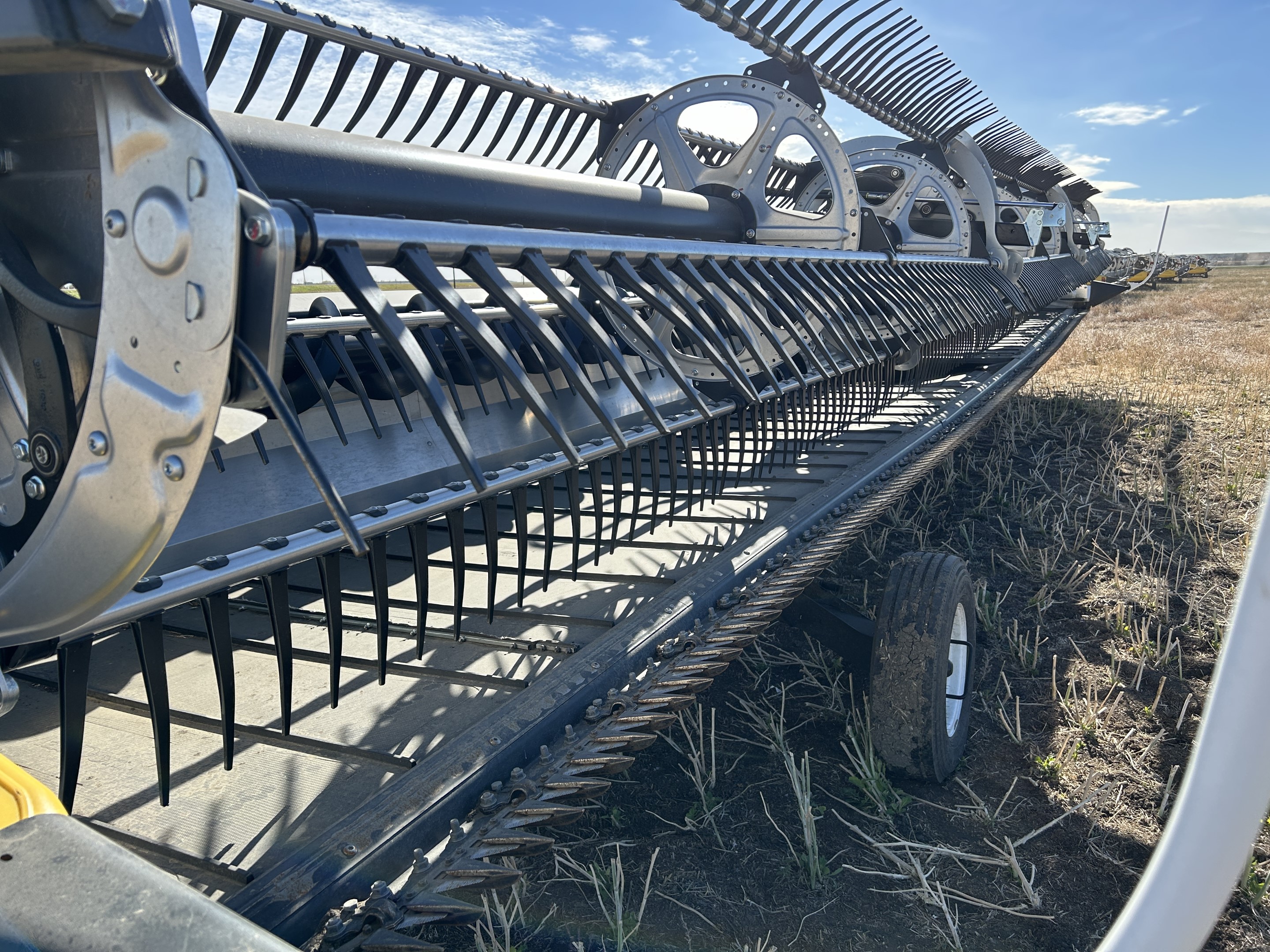 2024 MacDon FD245 Header Draper Flex