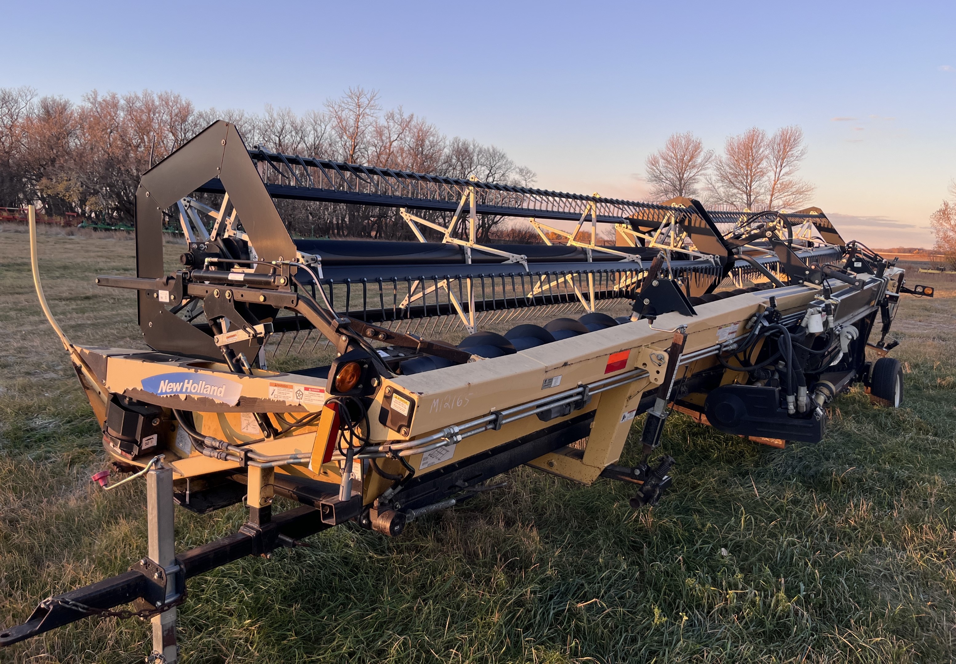 2009 New Holland 94C-36 Header Draper