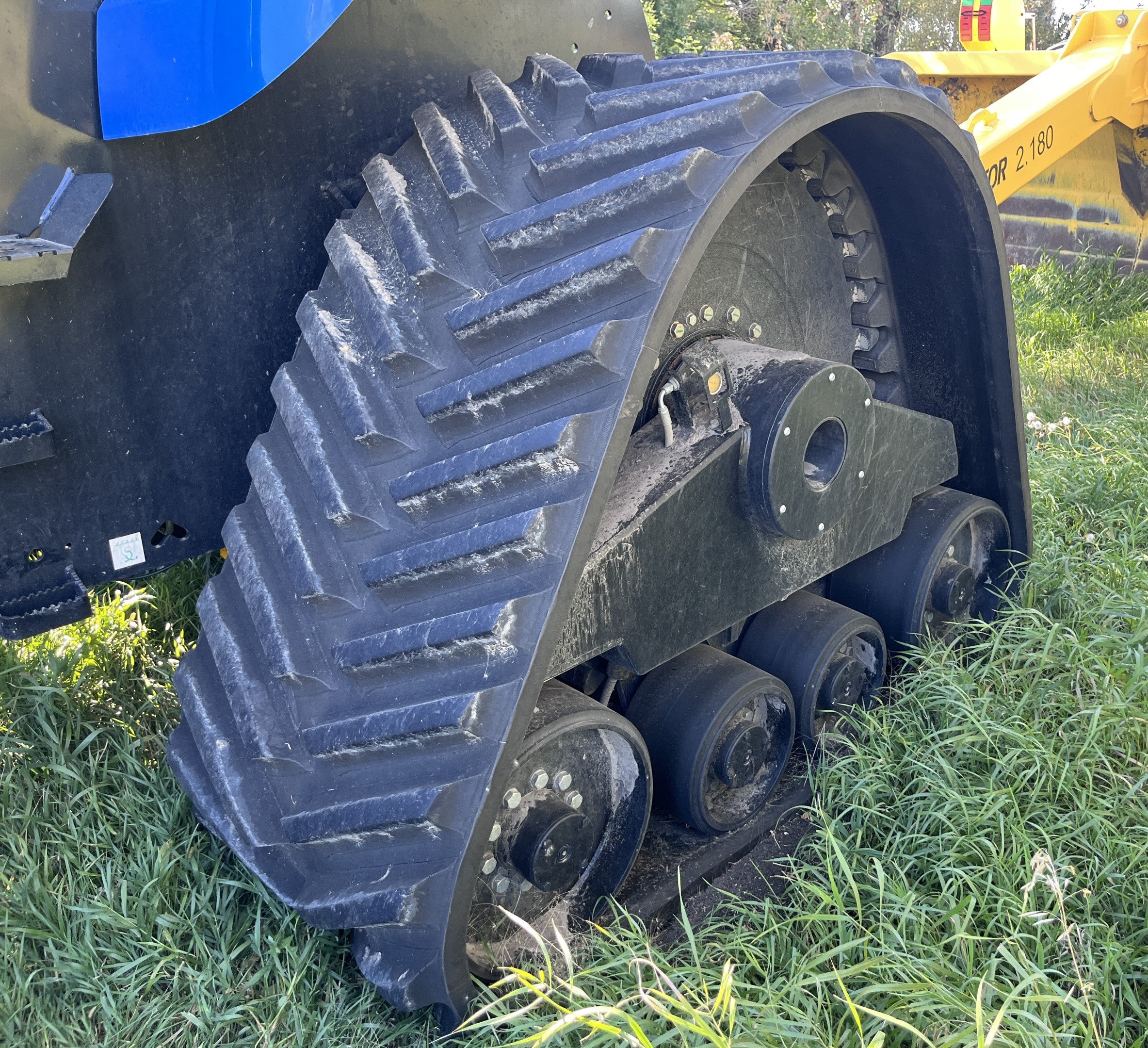 2022 New Holland T9.600 Tractor Rubber Track