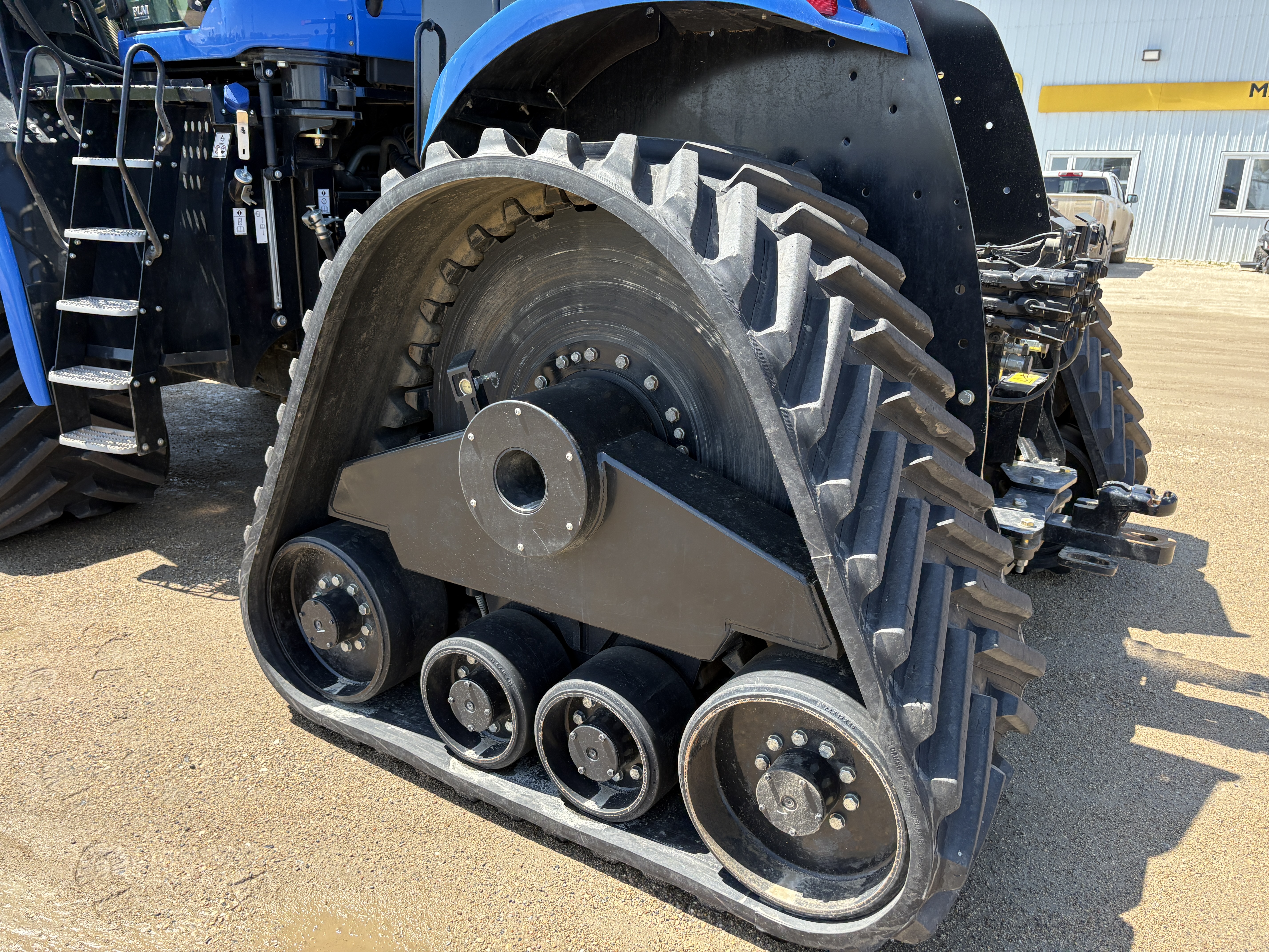 2023 New Holland T9.600 Tractor Rubber Track