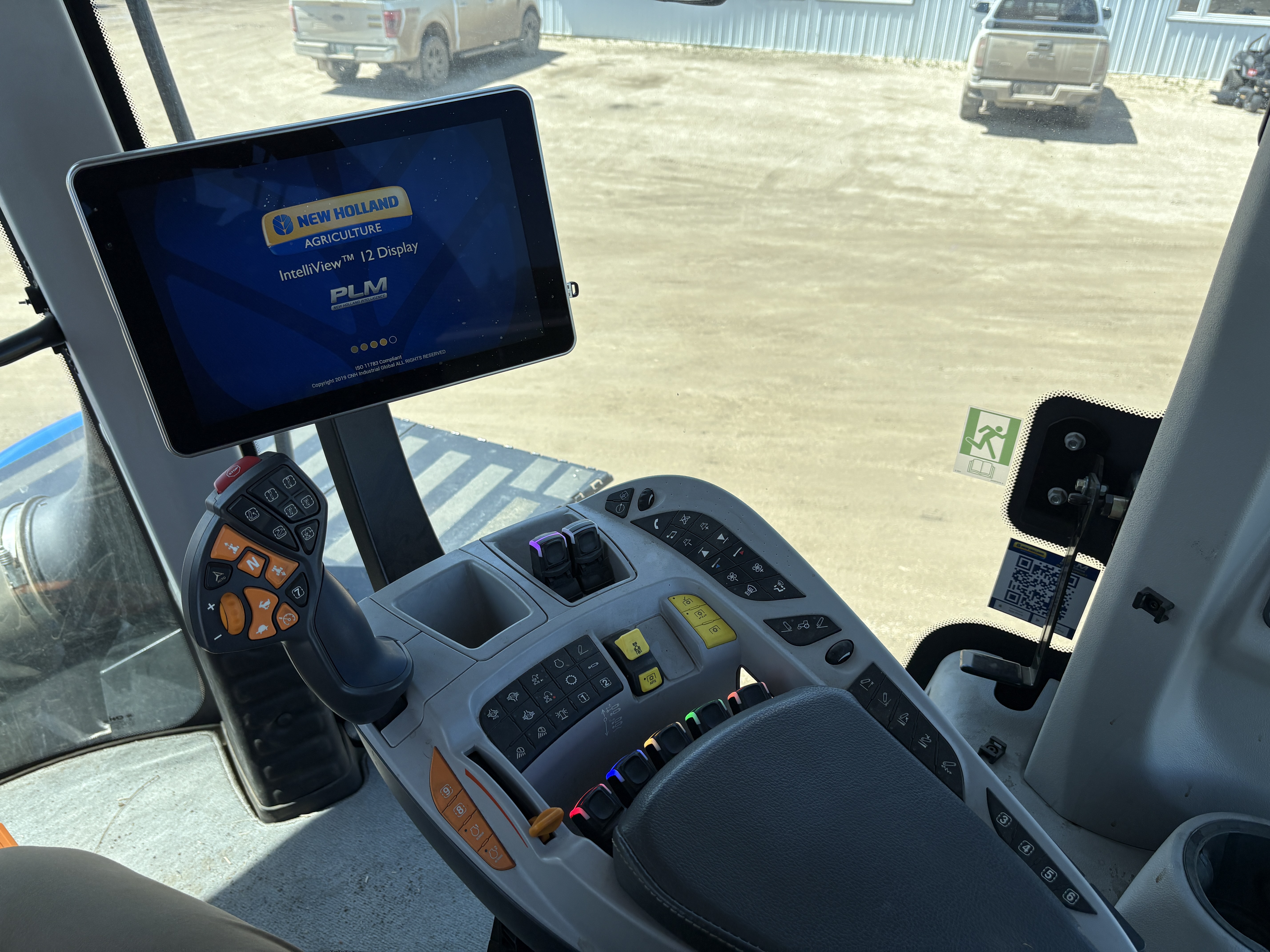 2023 New Holland T9.600 Tractor Rubber Track