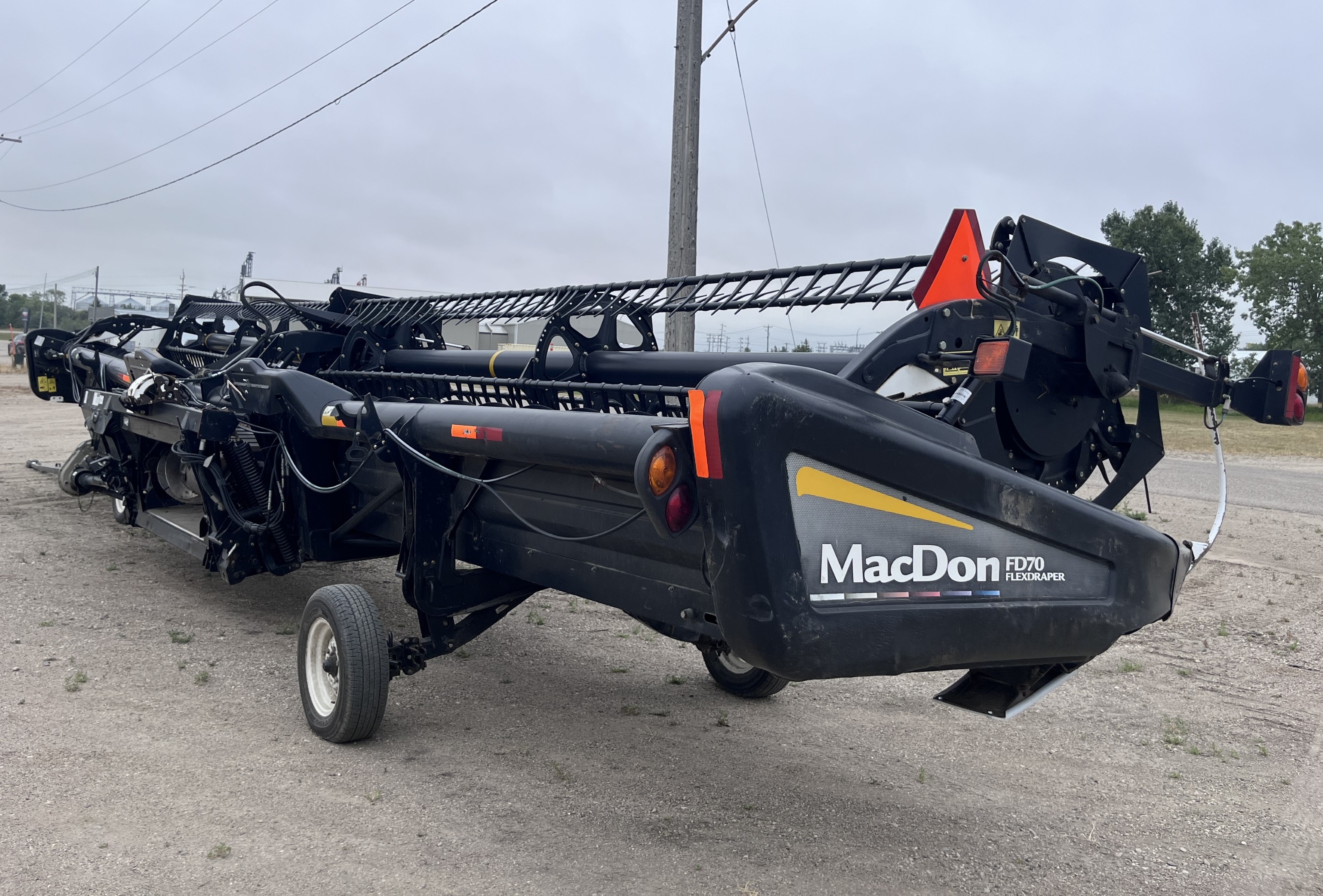 2012 MacDon FD70-40 Header Draper Flex