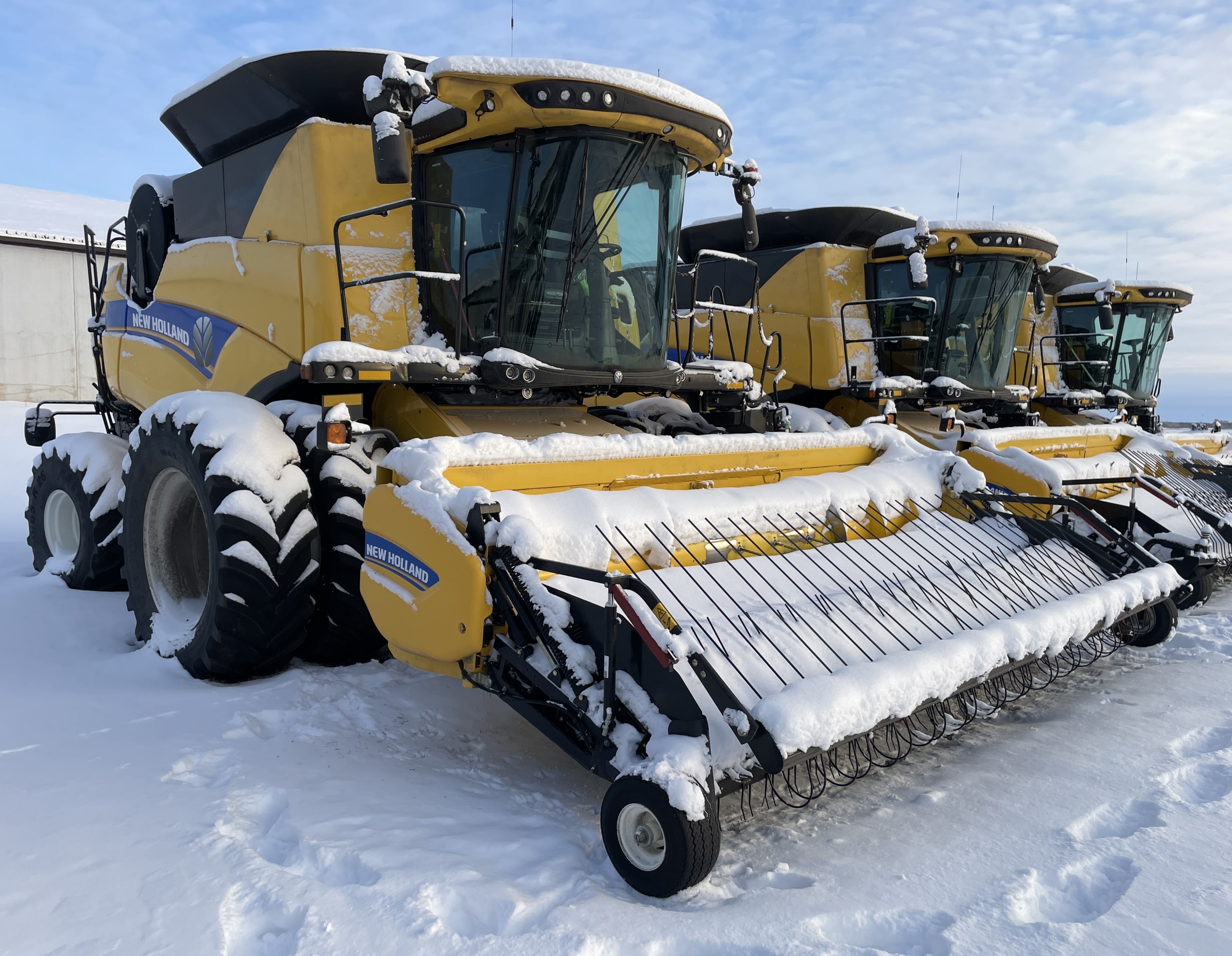 2023 New Holland CX8.80 Combine