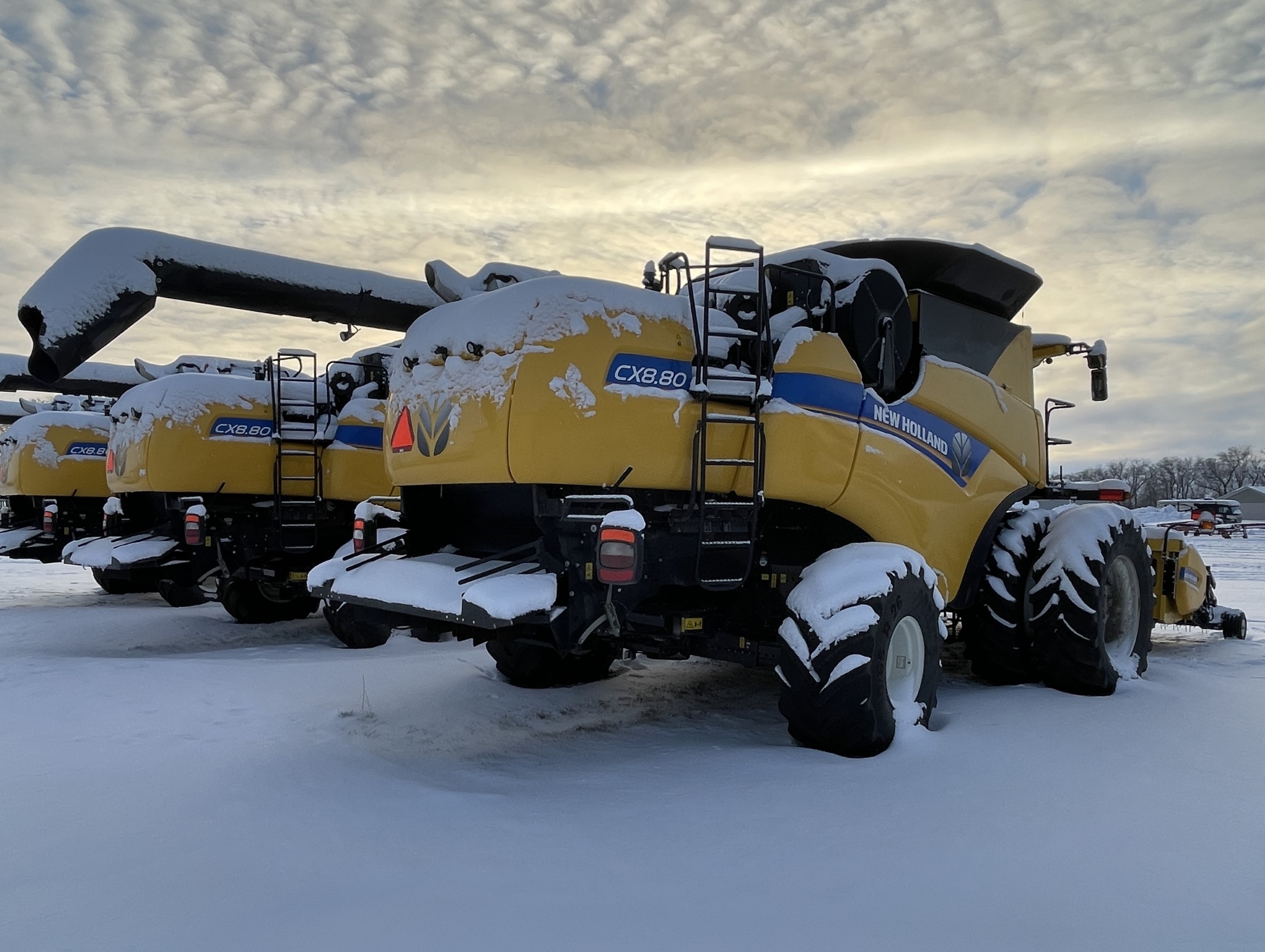 2023 New Holland CX8.80 Combine