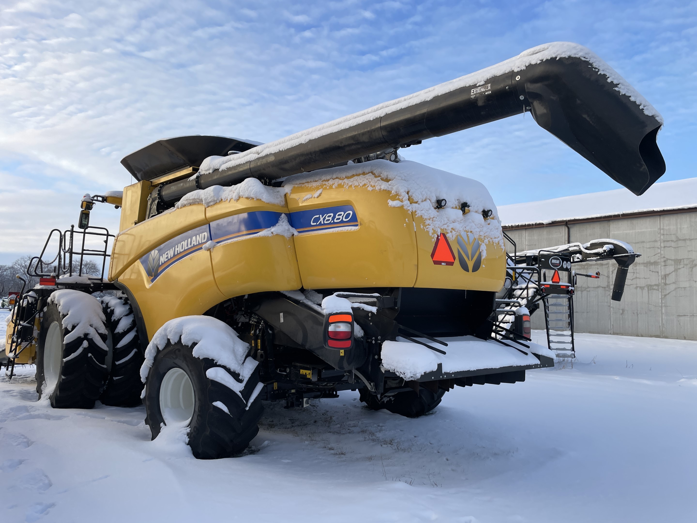 2023 New Holland CX8.80 Combine