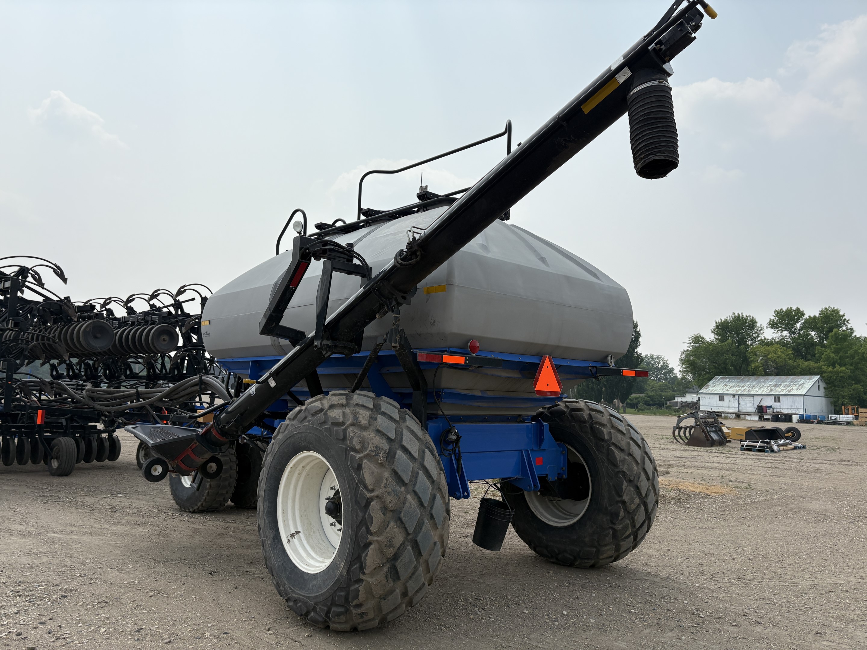 2010 New Holland P2060 Air Drill
