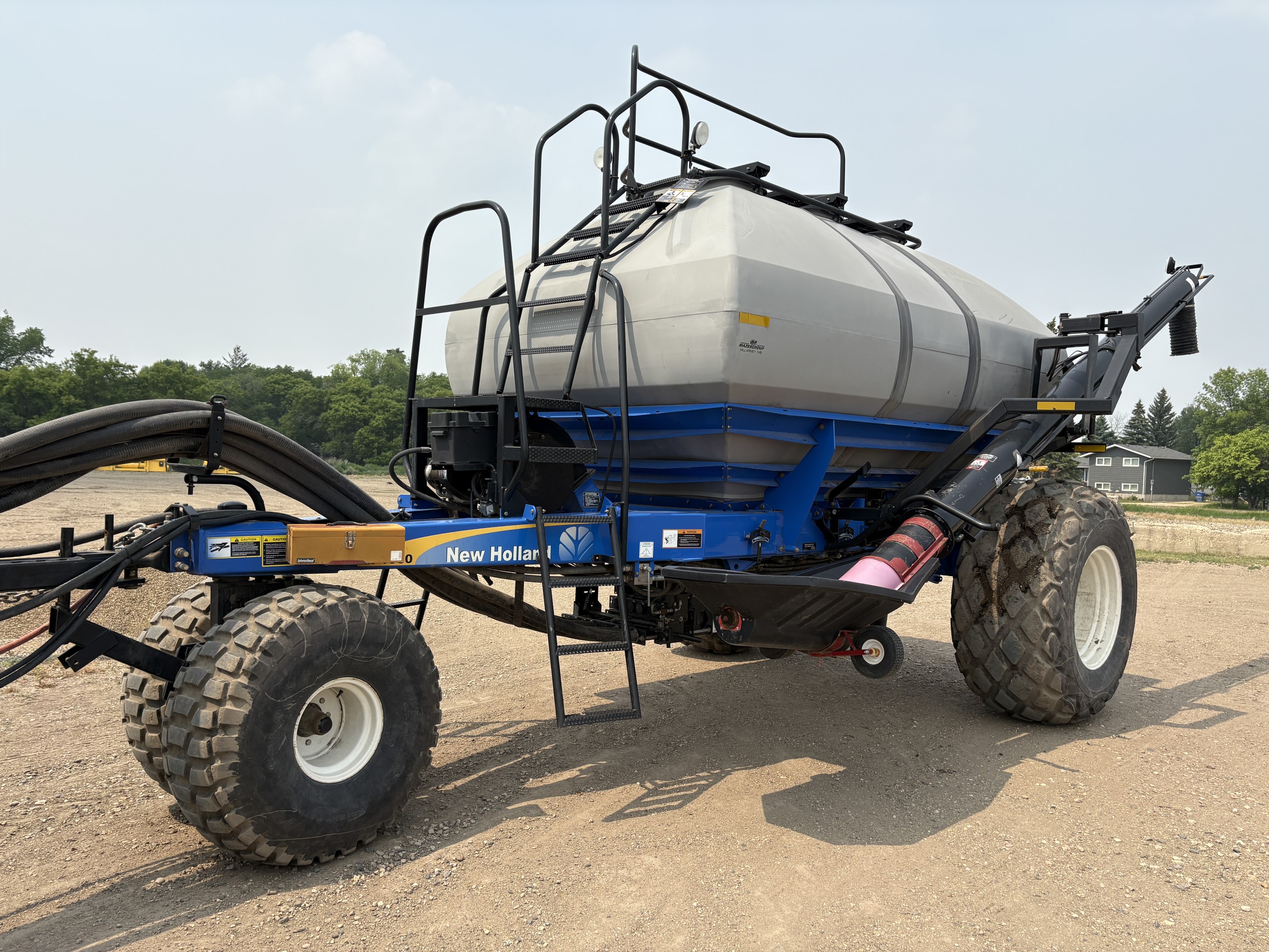2010 New Holland P2060 Air Drill